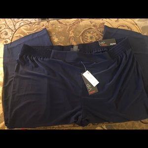 VIP by Avenue navy dress capris size 22/24